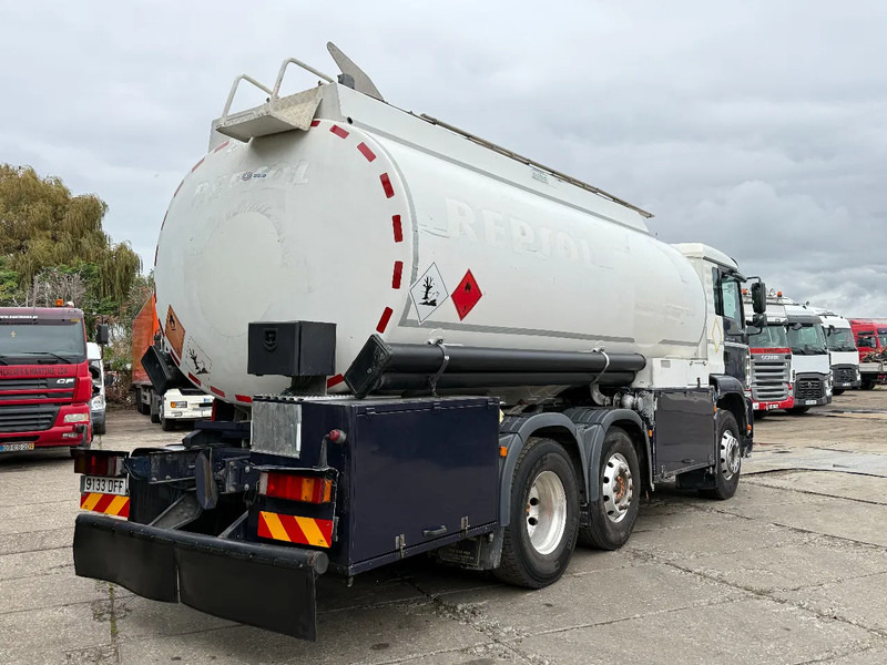 MAN TGA 26.430 6X2 Fuel Tank 21.000L 3 Comp + 2 Pump D20 Engine - Camion citerne: photos 4 MAN TGA 26.430 6X2 Fuel Tank 21.000L 3 Comp + 2 Pump D20 Engine - Camion citerne: photos 4