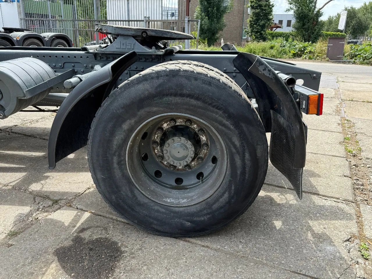 MAN 19.403 4X2 Tractor-unit Spring/Air ZF Manual Gea - Tracteur routier: photos 5 MAN 19.403 4X2 Tractor-unit Spring/Air ZF Manual Gea - Tracteur routier: photos 5