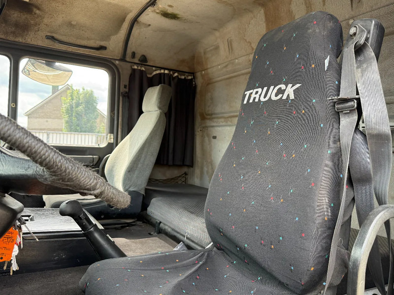 Tracteur routier MAN 19.403 4X2 Tractor-unit Spring/Air ZF Manual Gear Low cabine: photos 13