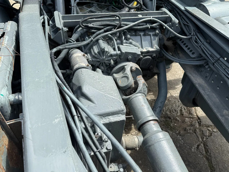 Tracteur routier MAN 19.403 4X2 Tractor-unit Spring/Air ZF Manual Gear Low cabine: photos 6