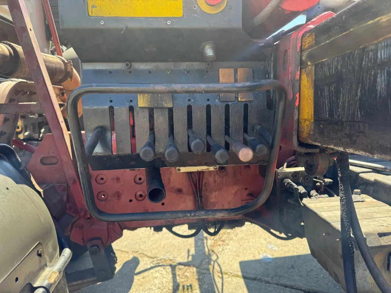 Renault Kerax 340 4X2 Tipper+Crane Spring/Spring Euro2 M - Tracteur routier: photos 3 Renault Kerax 340 4X2 Tipper+Crane Spring/Spring Euro2 M - Tracteur routier: photos 3