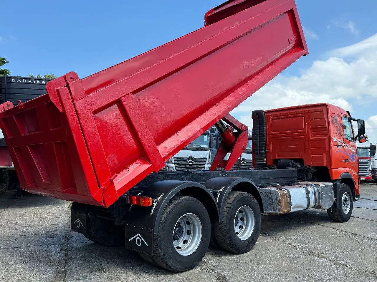 Volvo FH 16.600 6X4 Tipper Spring/Spring Euro5 - Camion benne: photos 4 Volvo FH 16.600 6X4 Tipper Spring/Spring Euro5 - Camion benne: photos 4