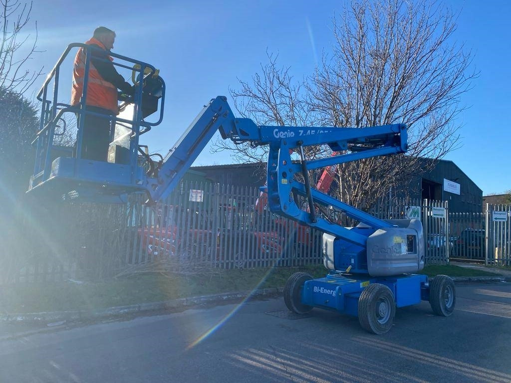Genie Z 45/25 J BI - Nacelle articulée: photos 1 Genie Z 45/25 J BI - Nacelle articulée: photos 1