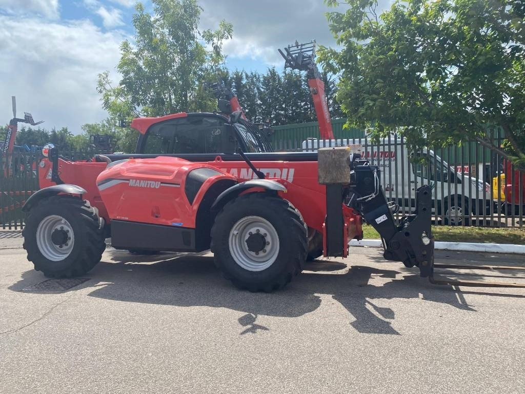 Manitou MT 1440 - Chariot télescopique: photos 3 Manitou MT 1440 - Chariot télescopique: photos 3