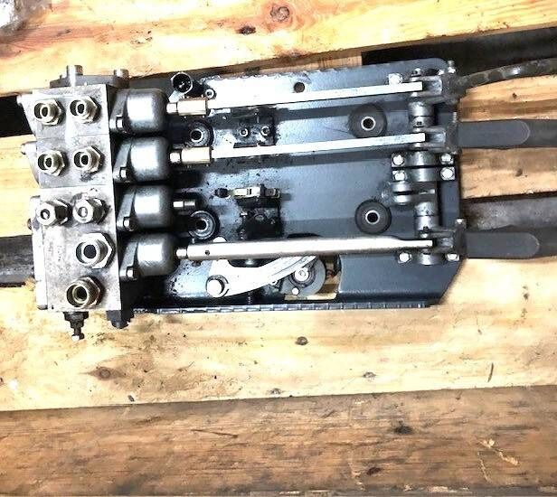 4- Way hydraulic control for Still - Valve hydraulique pour Matériel de manutention: photos 3 4- Way hydraulic control for Still - Valve hydraulique pour Matériel de manutention: photos 3