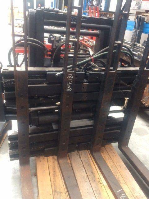 Stabau Double Pallet Handlers with Load Extender - Accessoire: photos 2 Stabau Double Pallet Handlers with Load Extender - Accessoire: photos 2