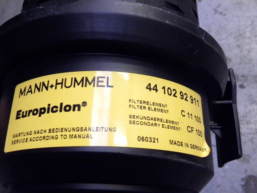 Air cleaner from Mann+Hummel - Moteur et pièces pour Matériel de manutention: photos 2 Air cleaner from Mann+Hummel - Moteur et pièces pour Matériel de manutention: photos 2
