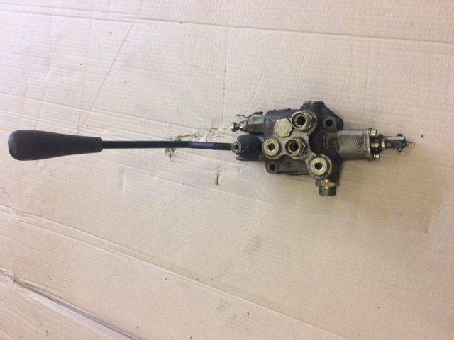 BLB Hydraulic valve for Atlet TS140STFVP420 - Valve hydraulique pour Matériel de manutention: photos 1 BLB Hydraulic valve for Atlet TS140STFVP420 - Valve hydraulique pour Matériel de manutention: photos 1