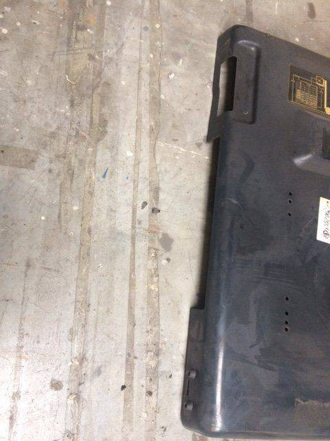 Battery Cover for Still R66-30 - Carrosserie et extérieur pour Matériel de manutention: photos 2 Battery Cover for Still R66-30 - Carrosserie et extérieur pour Matériel de manutention: photos 2