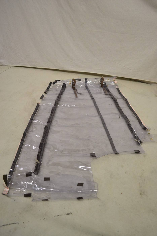 Fenêtre et pièces pour Matériel de manutention Canvas Cabin Nissan TX: photos 7