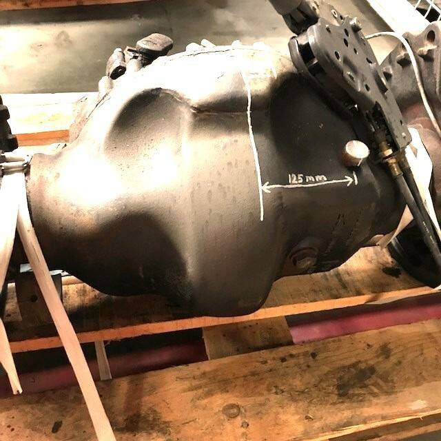 Complete front axle for Caterpillar - Essieu et pièces pour Matériel de manutention: photos 3 Complete front axle for Caterpillar - Essieu et pièces pour Matériel de manutention: photos 3