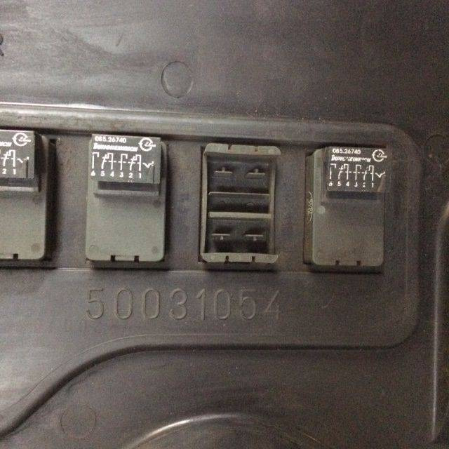 Control panel hood for Jungheinrich ETV 214/216 - Système électrique pour Matériel de manutention: photos 3 Control panel hood for Jungheinrich ETV 214/216 - Système électrique pour Matériel de manutention: photos 3