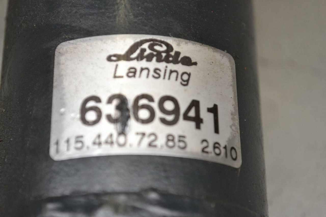 Cylinder assembly for Linde R14-20 series 115 - Vérin hydraulique pour Matériel de manutention: photos 2 Cylinder assembly for Linde R14-20 series 115 - Vérin hydraulique pour Matériel de manutention: photos 2