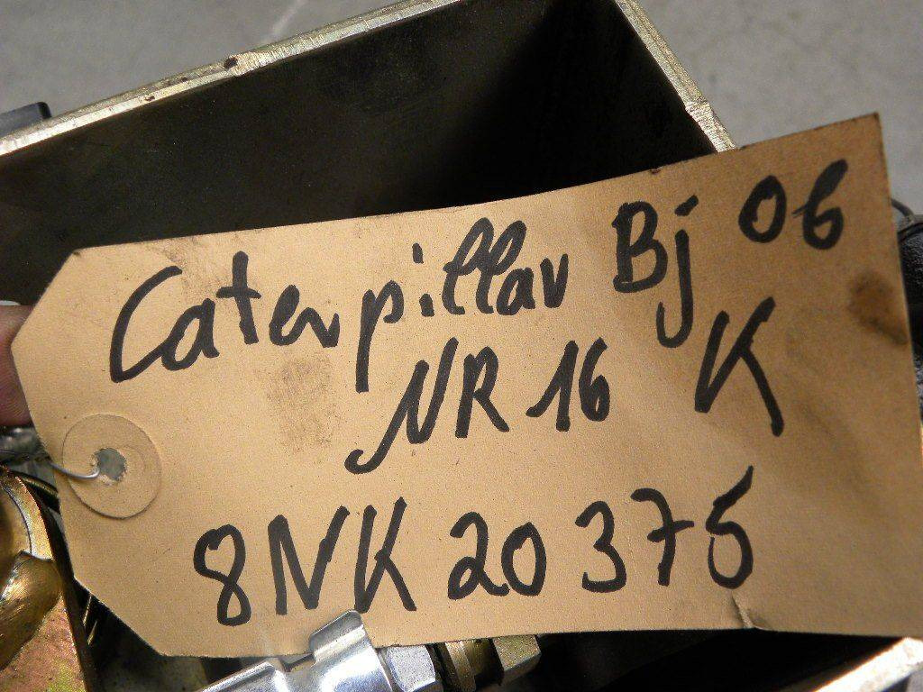 Foot console with gas and brake pedal - Pédale pour Matériel de manutention: photos 3 Foot console with gas and brake pedal - Pédale pour Matériel de manutention: photos 3