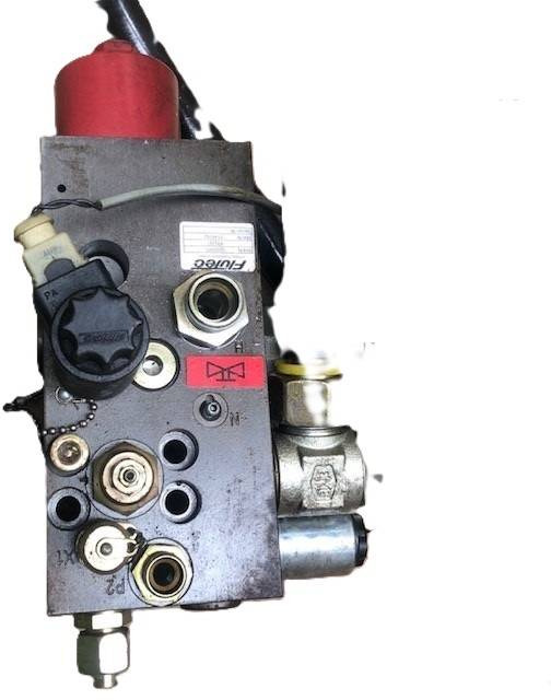 Hydraulic control valve - Valve hydraulique pour Matériel de manutention: photos 1 Hydraulic control valve - Valve hydraulique pour Matériel de manutention: photos 1