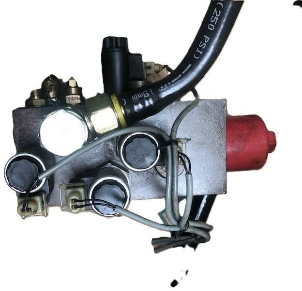 Hydraulic control valve - Valve hydraulique pour Matériel de manutention: photos 3 Hydraulic control valve - Valve hydraulique pour Matériel de manutention: photos 3