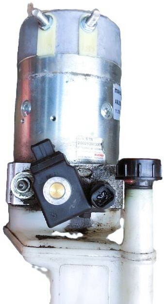 Hydraulic unit for Toyota / BT - Commande de gouvernail pour Matériel de manutention: photos 2 Hydraulic unit for Toyota / BT - Commande de gouvernail pour Matériel de manutention: photos 2
