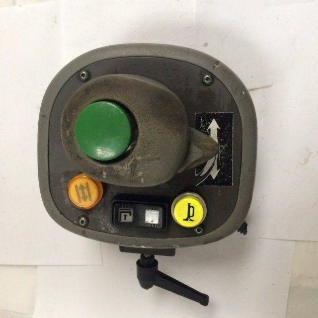 Joystick for Atlet TPC S 120 - Système électrique pour Matériel de manutention: photos 2 Joystick for Atlet TPC S 120 - Système électrique pour Matériel de manutention: photos 2