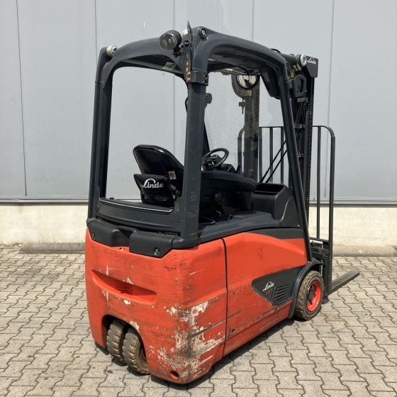 Linde E16H-02 (386) EVO - Chariot élévateur électrique: photos 2 Linde E16H-02 (386) EVO - Chariot élévateur électrique: photos 2