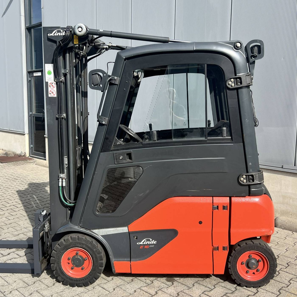 Linde E16P (386-02) EVO - Chariot élévateur électrique: photos 1 Linde E16P (386-02) EVO - Chariot élévateur électrique: photos 1
