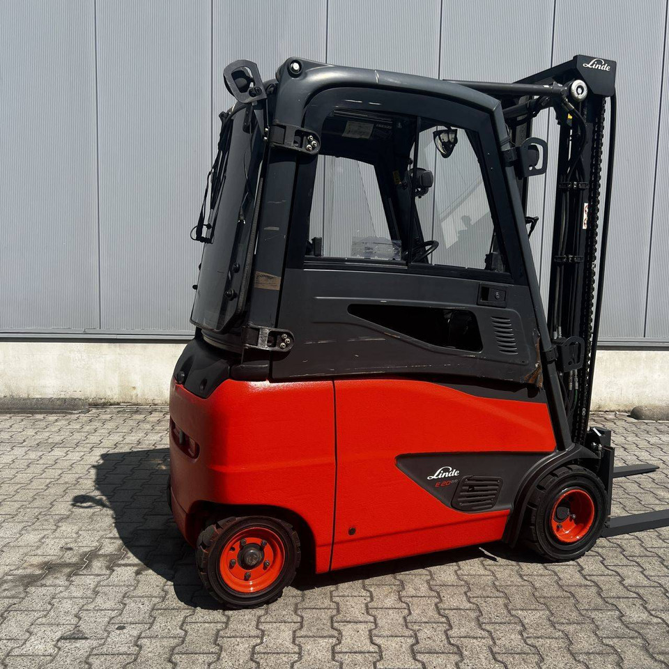 Linde E20PH (386-02) EVO - Chariot élévateur électrique: photos 2 Linde E20PH (386-02) EVO - Chariot élévateur électrique: photos 2