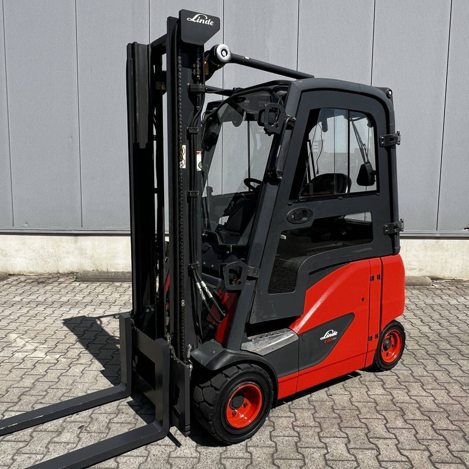 Linde E20PH (386-02) EVO - Chariot élévateur électrique: photos 1 Linde E20PH (386-02) EVO - Chariot élévateur électrique: photos 1