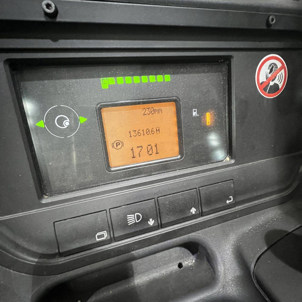 Chariot à mât rétractable Linde R16HD (1120): photos 7
