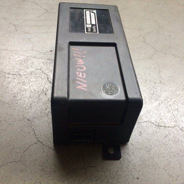 Logics unit for Caterpillar/Mitsubishi - Bloc de gestion pour Matériel de manutention: photos 3 Logics unit for Caterpillar/Mitsubishi - Bloc de gestion pour Matériel de manutention: photos 3