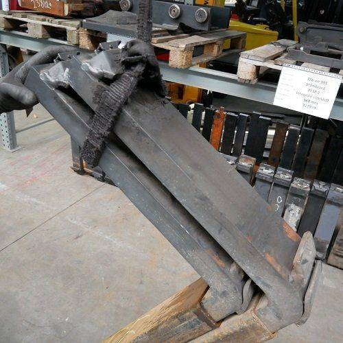 Manual Reach forks - Fourches: photos 4 Manual Reach forks - Fourches: photos 4