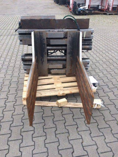 Stabau Bale clamp with sideshift - Pinces: photos 1 Stabau Bale clamp with sideshift - Pinces: photos 1