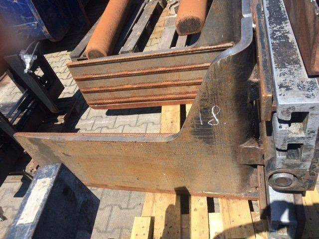 Stabau Bale clamp with sideshift - Pinces: photos 4 Stabau Bale clamp with sideshift - Pinces: photos 4