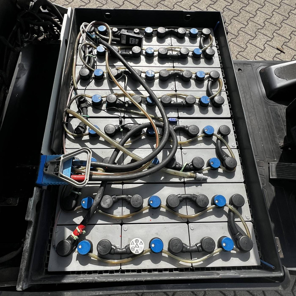 Chariot élévateur électrique Unicarriers EF18 (JAG1N1L18Q): photos 6