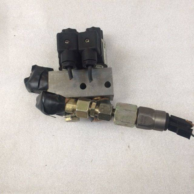 Valve Block for jungheinrich EJE C20 - Valve hydraulique pour Matériel de manutention: photos 2 Valve Block for jungheinrich EJE C20 - Valve hydraulique pour Matériel de manutention: photos 2