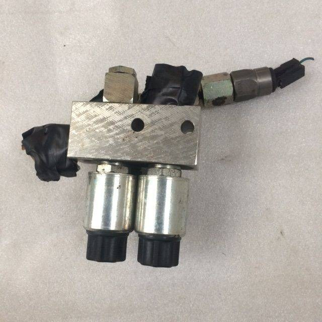 Valve Block for jungheinrich EJE C20 - Valve hydraulique pour Matériel de manutention: photos 3 Valve Block for jungheinrich EJE C20 - Valve hydraulique pour Matériel de manutention: photos 3