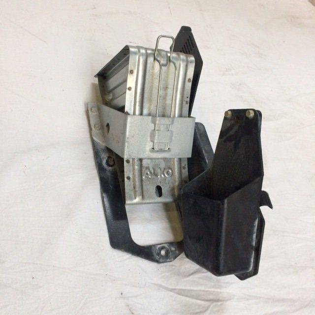 WHEEL CHOCK E36Z-76051 DIN76051 - Cabine et intérieur pour Matériel de manutention: photos 2 WHEEL CHOCK E36Z-76051 DIN76051 - Cabine et intérieur pour Matériel de manutention: photos 2