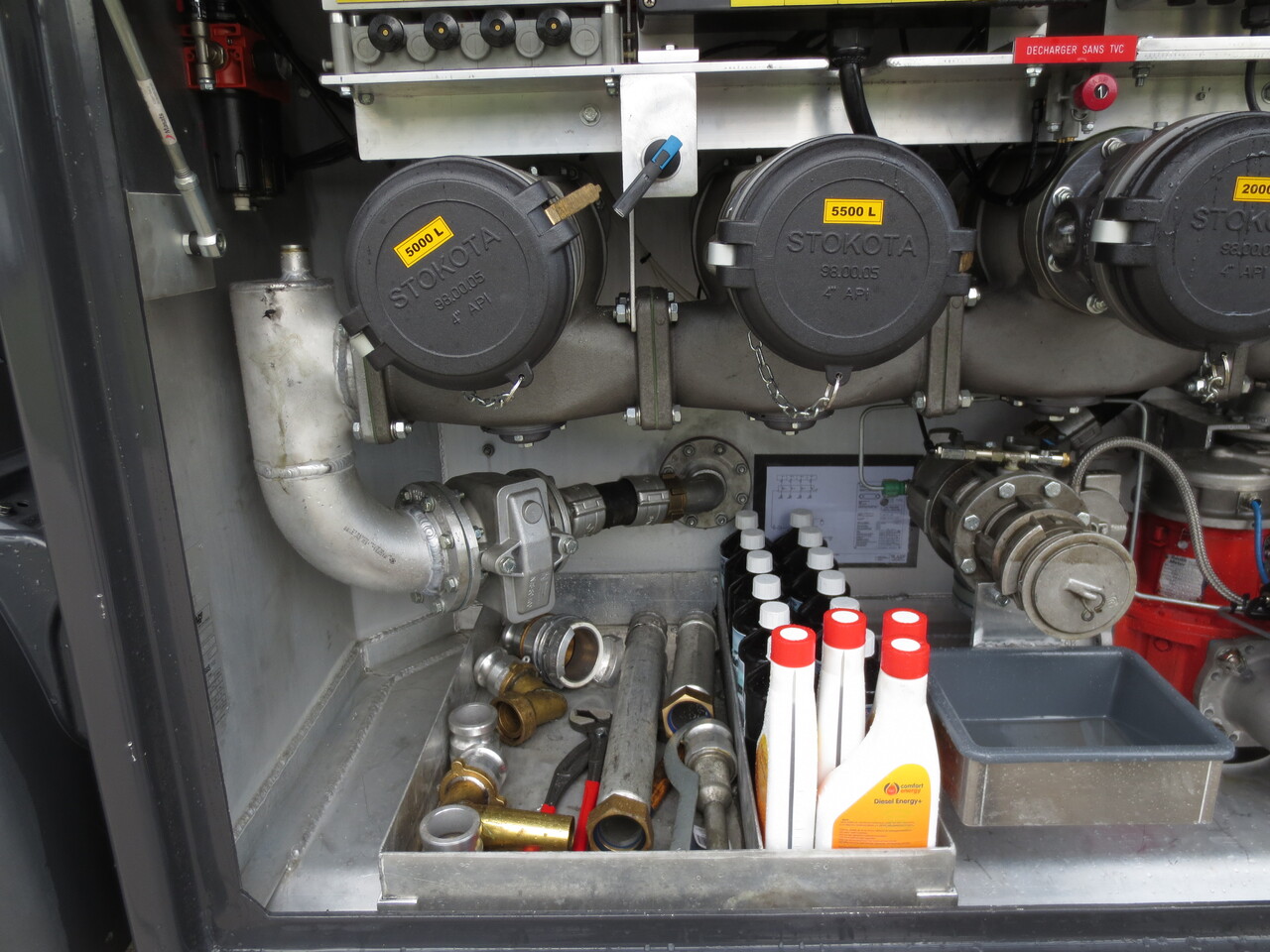 SCANIA G370 - Camion citerne: photos 4 SCANIA G370 - Camion citerne: photos 4