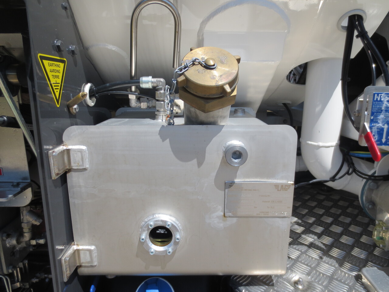 SCANIA G370 - Camion citerne: photos 5 SCANIA G370 - Camion citerne: photos 5