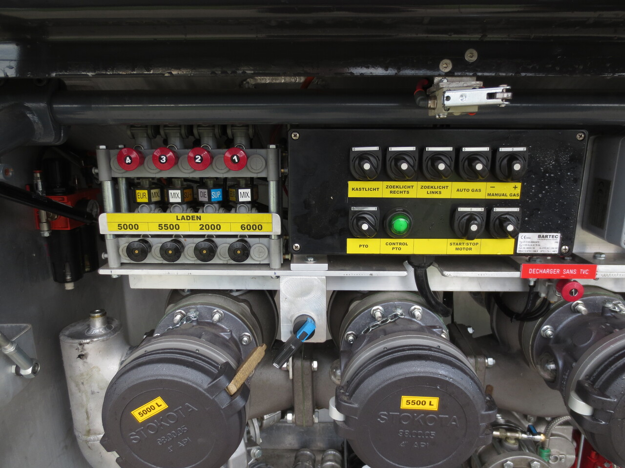 SCANIA G370 - Camion citerne: photos 3 SCANIA G370 - Camion citerne: photos 3