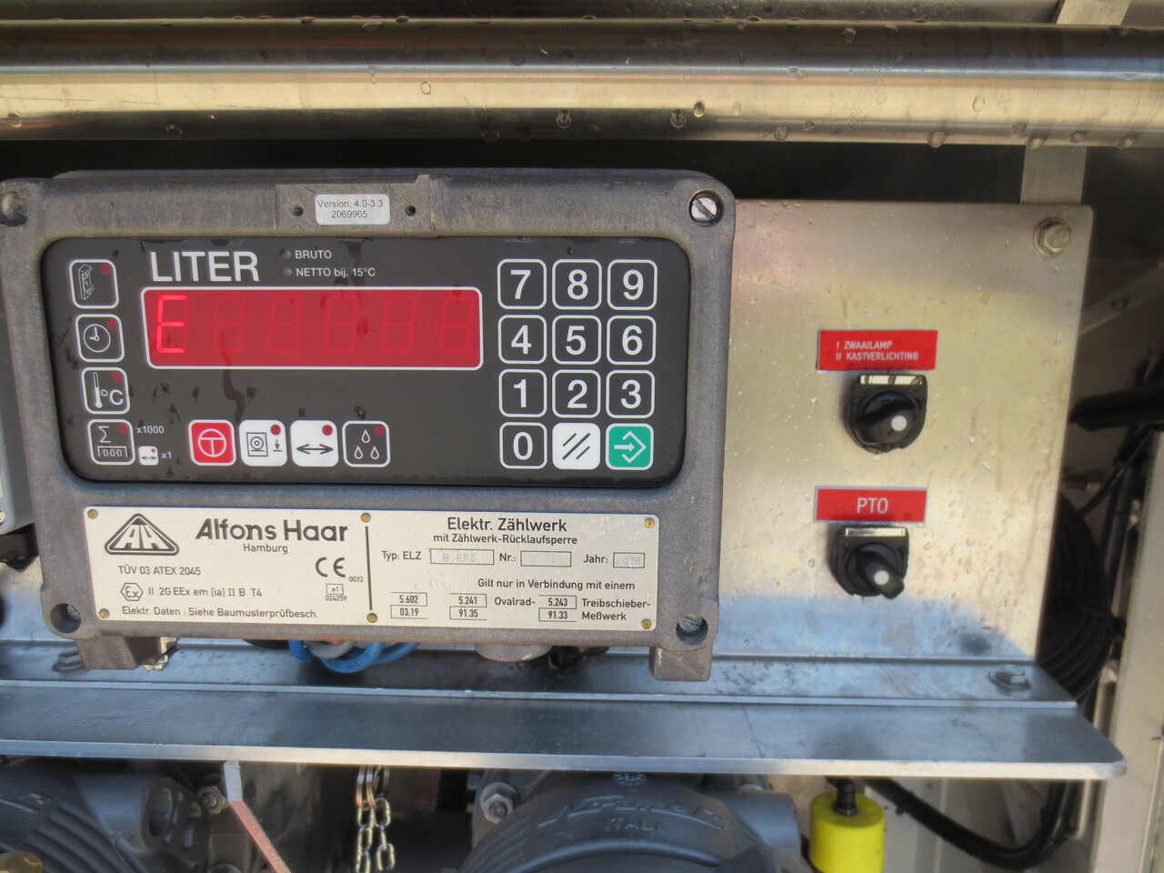 SCANIA G370 - Camion citerne: photos 3 SCANIA G370 - Camion citerne: photos 3