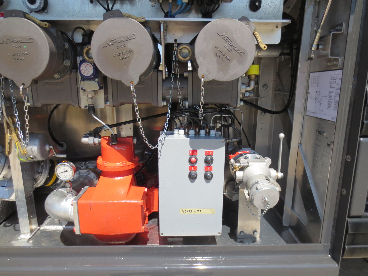 SCANIA G370 - Camion citerne: photos 4 SCANIA G370 - Camion citerne: photos 4