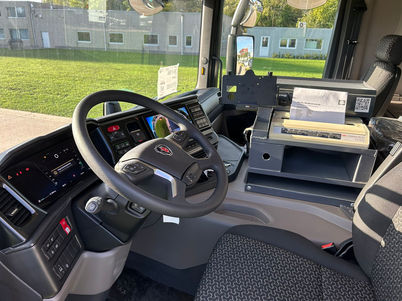 SCANIA P370 - Camion citerne: photos 3 SCANIA P370 - Camion citerne: photos 3