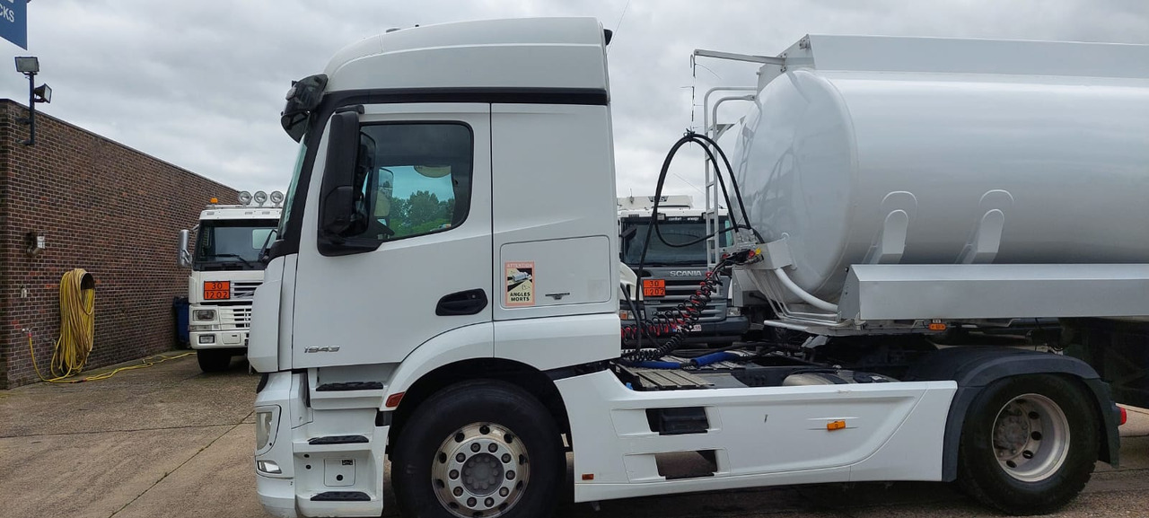 MERCEDES Actros - Tracteur routier: photos 5 MERCEDES Actros - Tracteur routier: photos 5