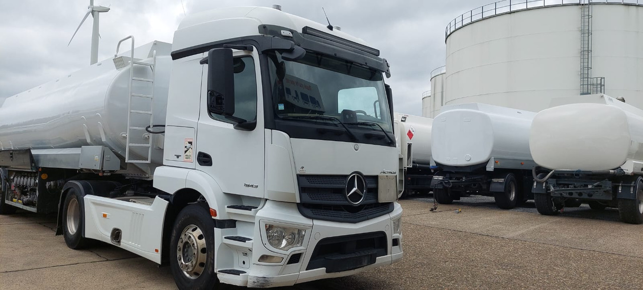 MERCEDES Actros - Tracteur routier: photos 3 MERCEDES Actros - Tracteur routier: photos 3