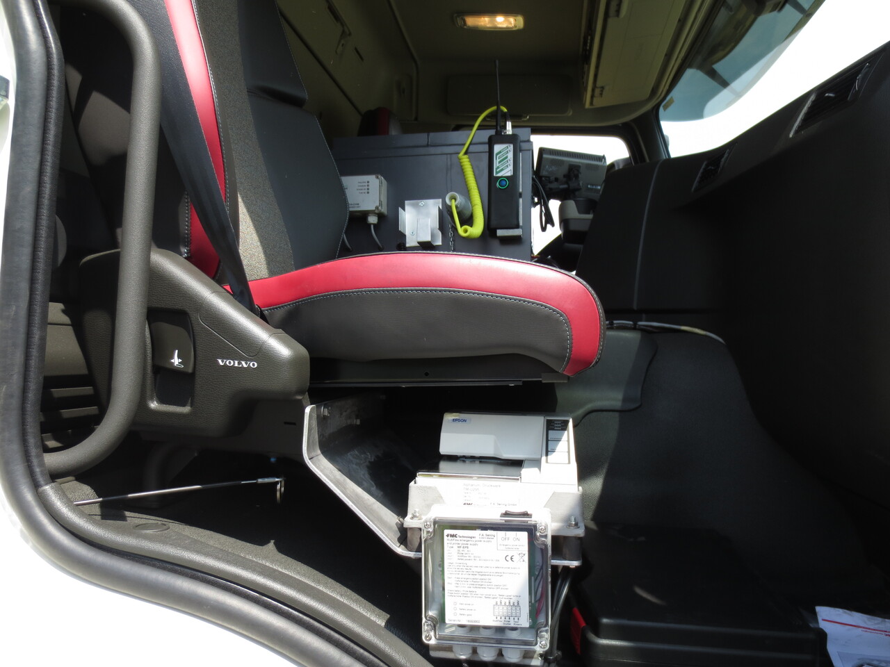 Camion citerne VOLVO FM: photos 13