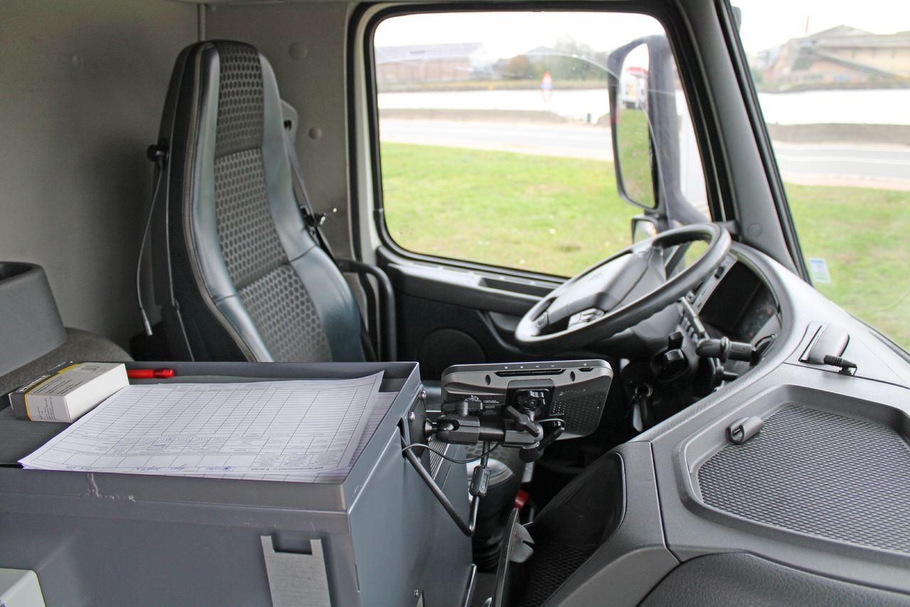 VOLVO FM - Camion citerne: photos 3 VOLVO FM - Camion citerne: photos 3