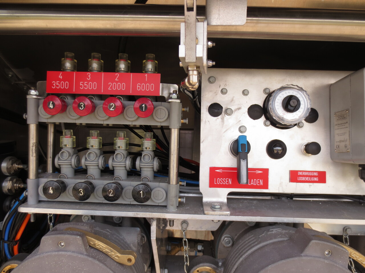 VOLVO FM - Camion citerne: photos 3 VOLVO FM - Camion citerne: photos 3