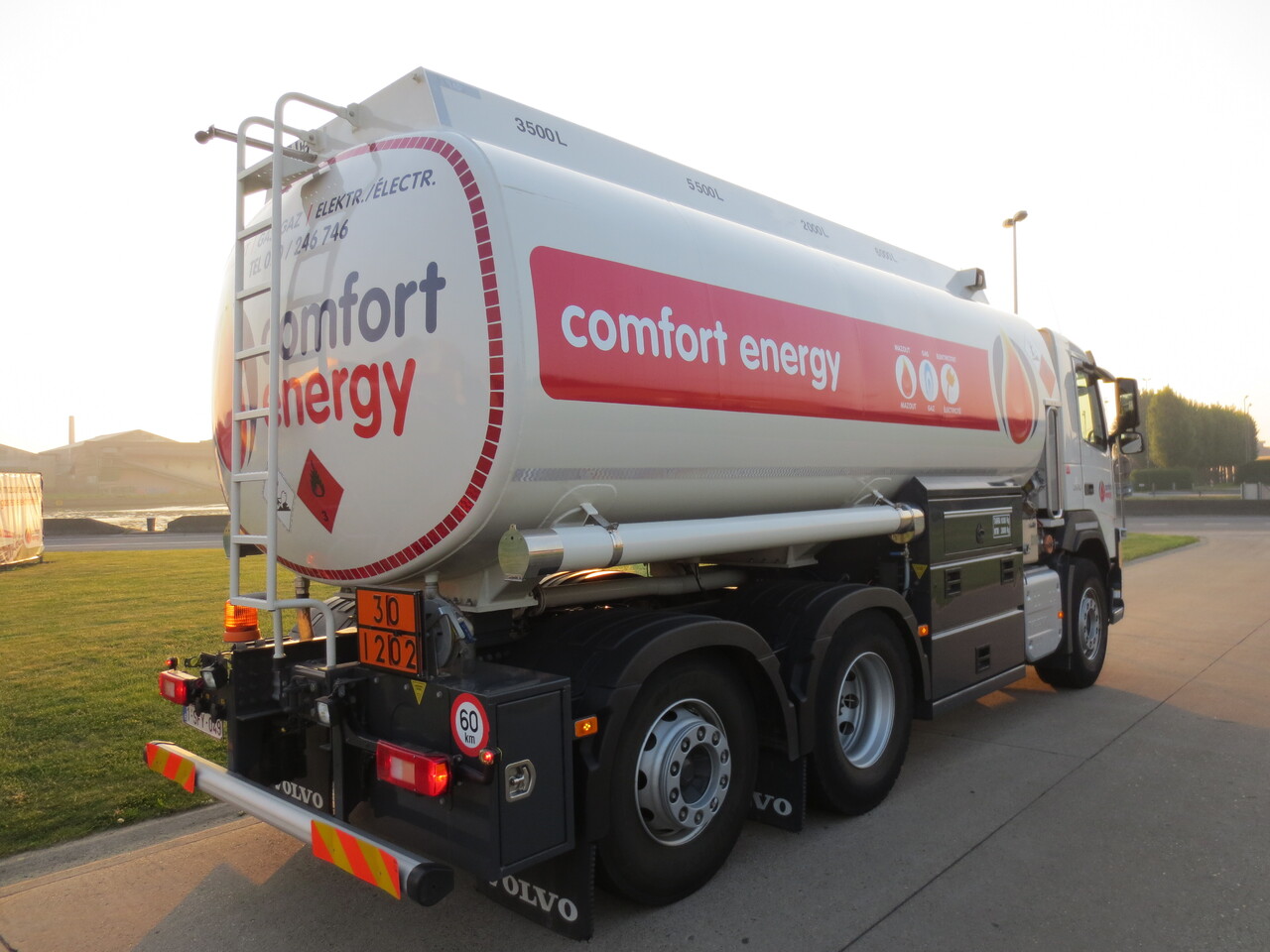 Camion citerne VOLVO FM: photos 16