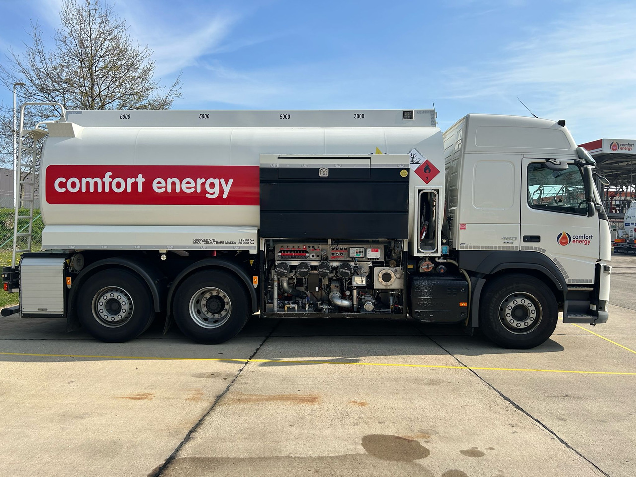 VOLVO FM - Camion citerne: photos 3 VOLVO FM - Camion citerne: photos 3