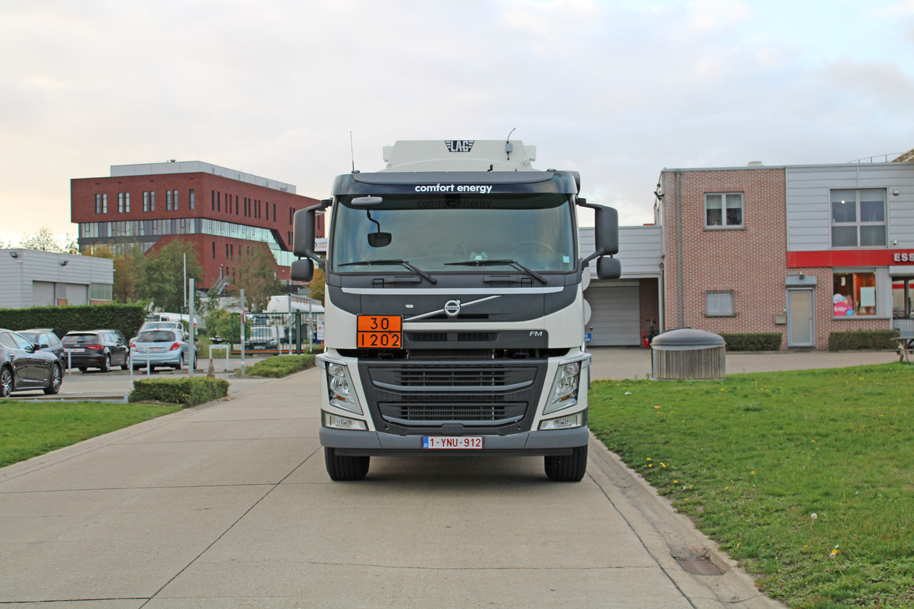Camion citerne VOLVO FM: photos 5