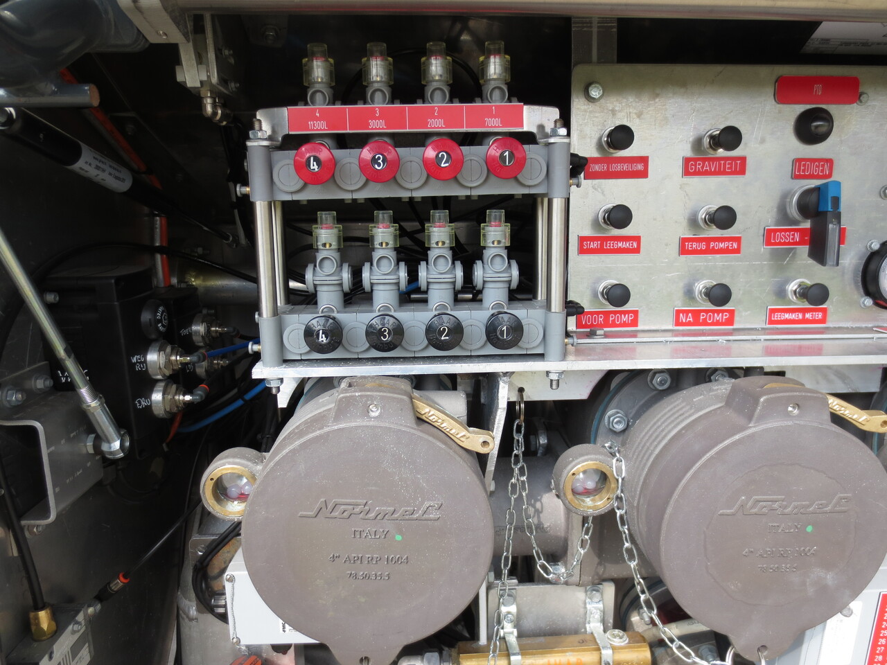 VOLVO FM - Camion citerne: photos 3 VOLVO FM - Camion citerne: photos 3